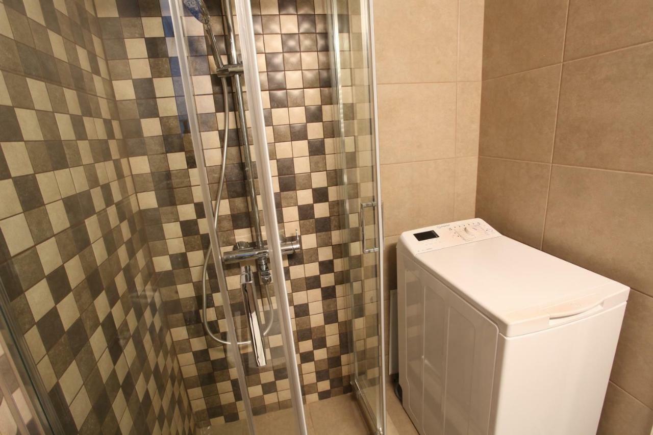 Stylish Studio Below The Acropolis Atenas Exterior foto